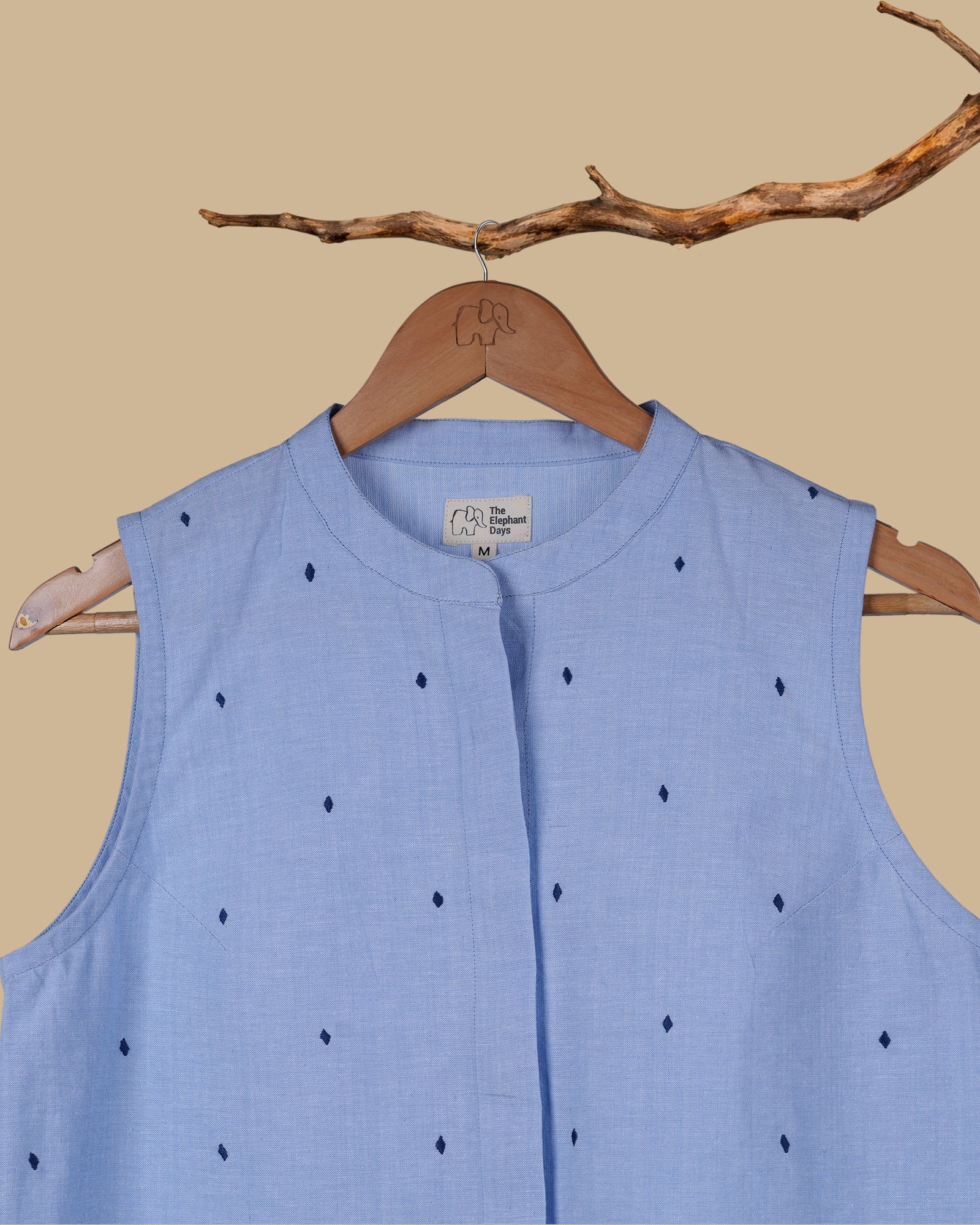THE MOTIFS COTTON TOP - LIGHT BLUE