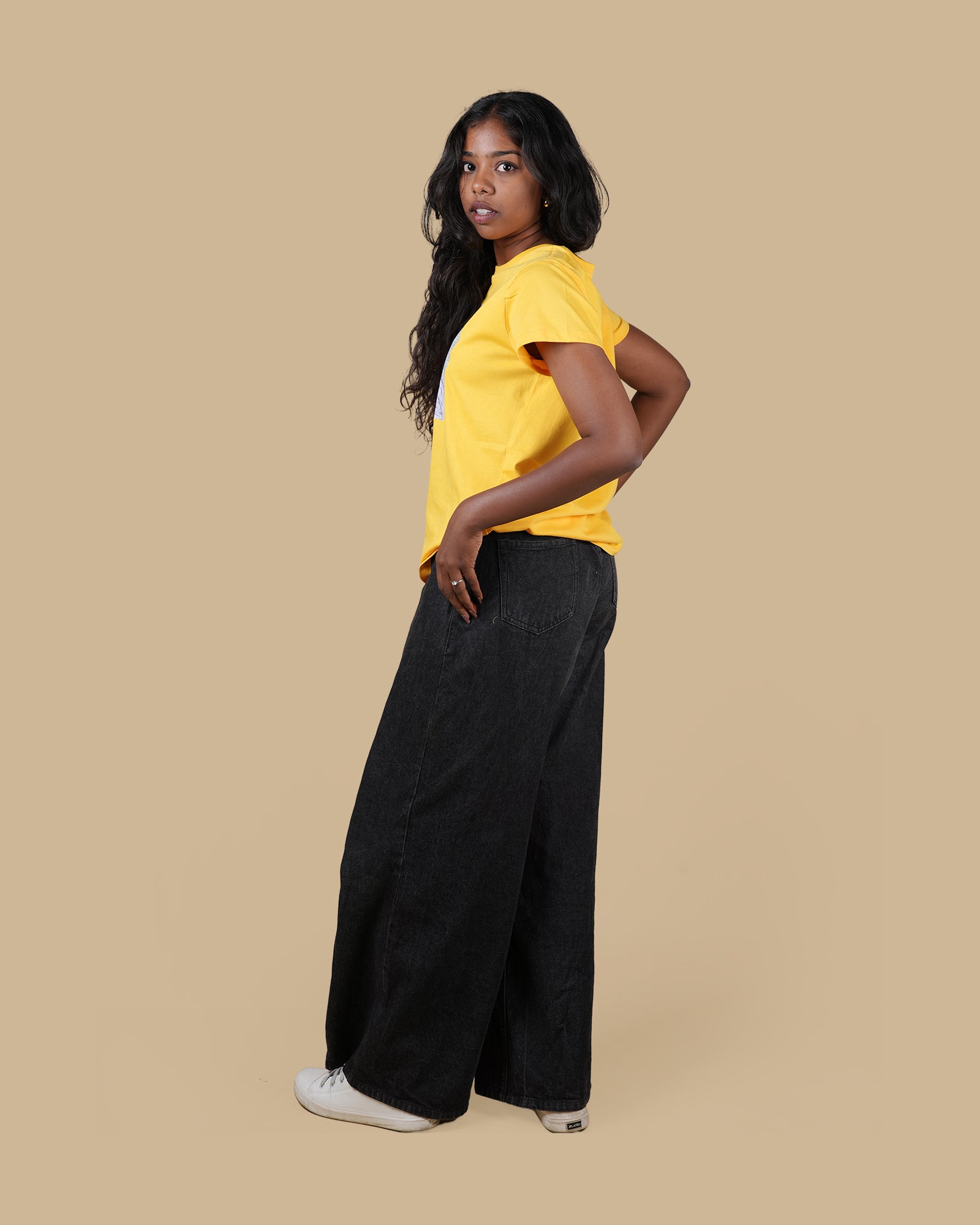 ARTIST EDIT TEE - YELLOW