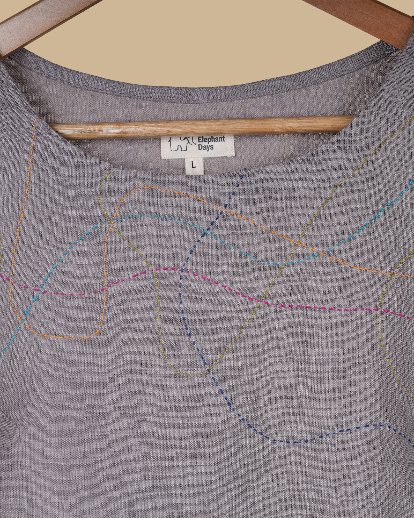 THE WANDER STITCH LINEN TOP - GRAY