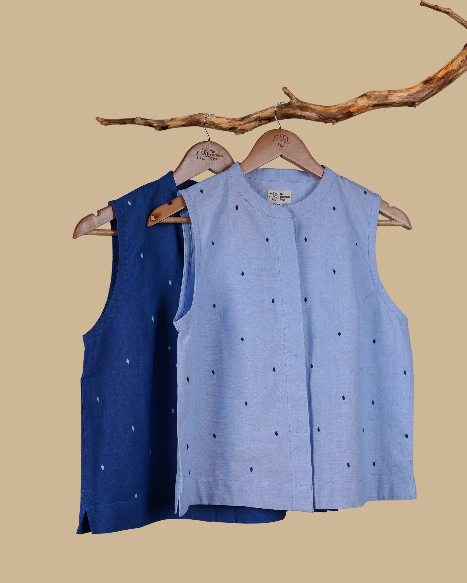 THE MOTIFS COTTON TOP -  LIGHT BLUE